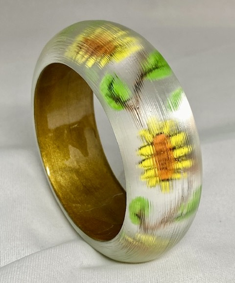 LG122 handpainted sunflower lucite bangle